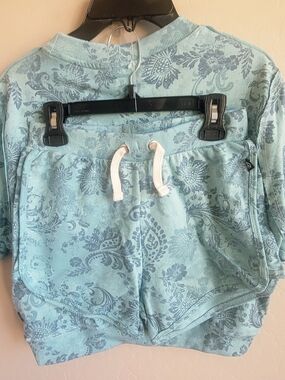 Volcom 2-piece Set